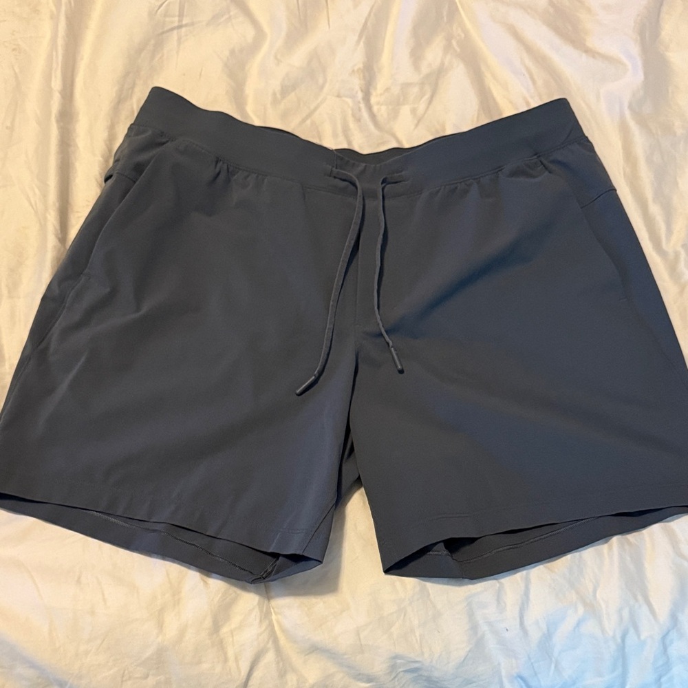 Lululemon Zeroed In 7 inch Men’s XL Shorts Blue
